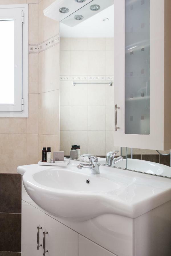 Delightful 1Bd Apartment In Plaka By Upstreet เอเธนส์ ภายนอก รูปภาพ